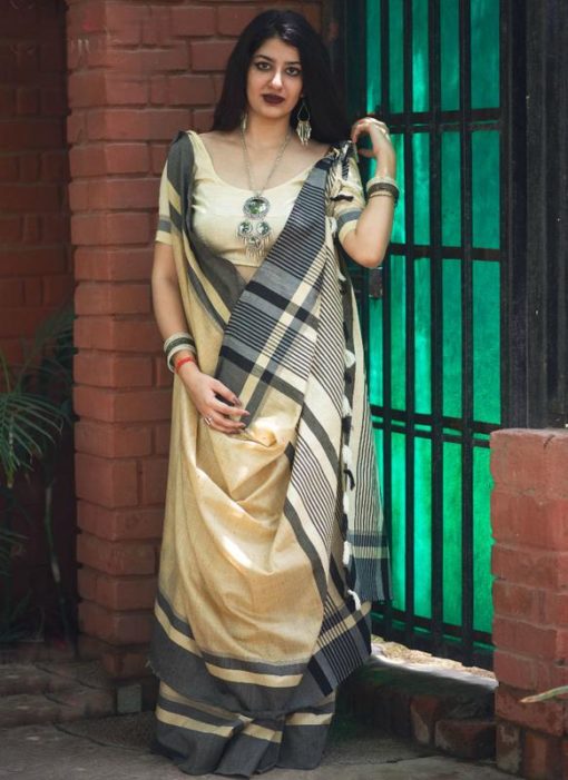 Glowing Off White Cotton Traditional Saree