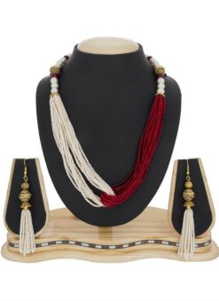 White And Maroon Beautified With Moti Chains Necklace Set