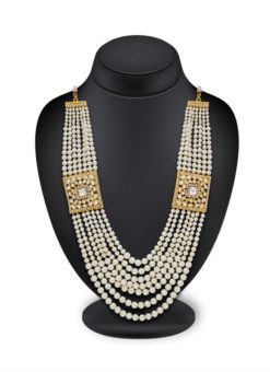 Elegant Queen Pearl Necklace Set