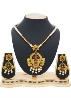 Golden Color Necklace Set