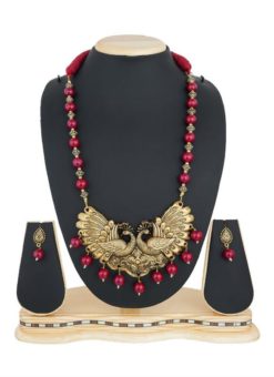 Lovely Golden Color Beautrified With Maroon Colored Moti Necklace Set