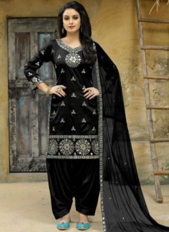 Elegant Black Tapeta Silk Embroidered Work Patiyala Salwar Kameez