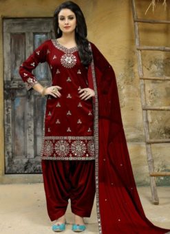 Wonderful Red Tapeta Silk Embroidered Work Designer Patiyala Salwar Kameez