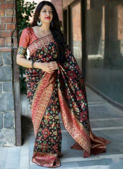 Stunning Black Art Silk Zari Weaving Traditional Saree