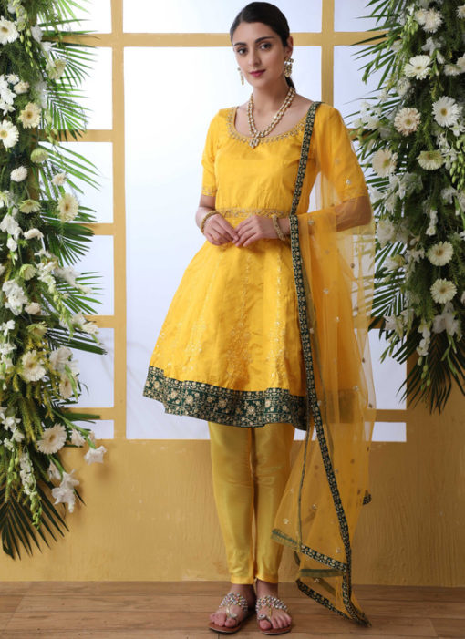Snazzy Yellow Georgette Designer Salwar Kameez