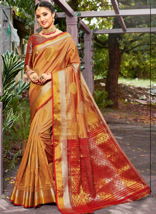 Alluring Golden Banarasi Silk Zari Weaving Traditional Saree