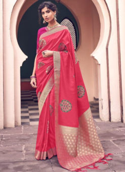 Charming Rani Banarasi Silk Zari Weaving Wedding Saree