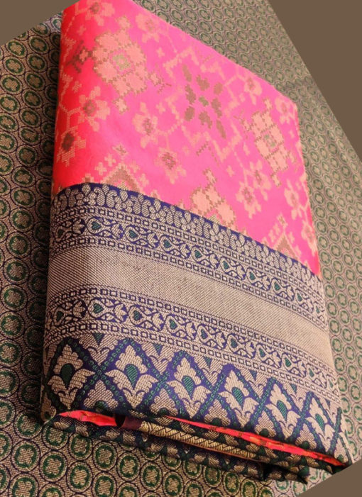 Wonderful Pink Silk Thread Weaving Traditional Designer Saree