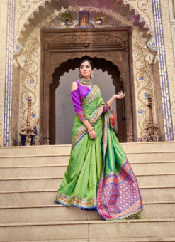 Lovely Green Soft Silk Designer Weaving Border And Pallu Saree