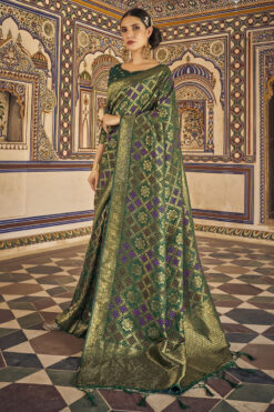 Bewitching Chinon Fabric Bandhani Printed Saree In Green Color