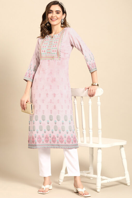 Floral Printed Pink Color Gorgeous Kurti In Rayon Fabric
