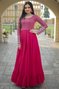 Function Wear Pink Color Fashionable Gown In Georgette Fabric