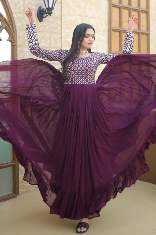 Georgette Fabric Function Wear Glamorous Gown In Wine Color