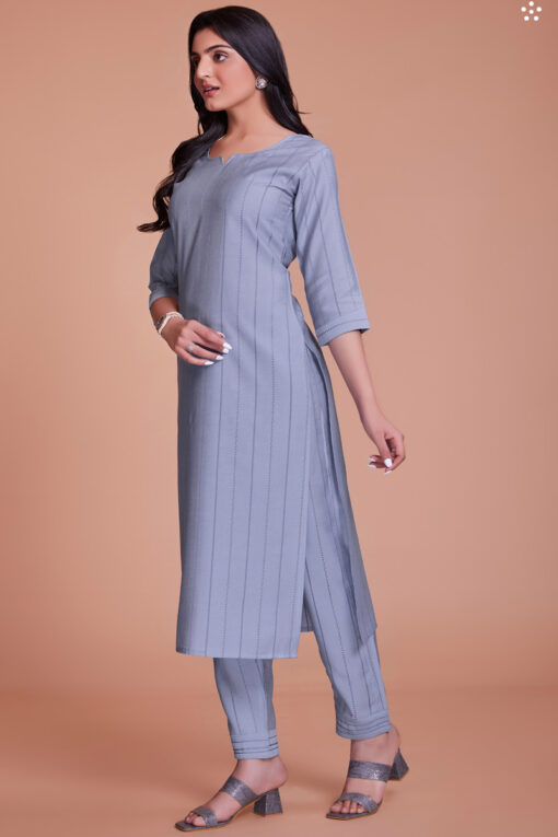 Elegant Lavender Color Viscose Fabric Kurti With Pant