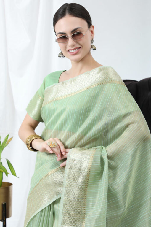 Regular Linen Fabric Superior Saree In Sea Green Color
